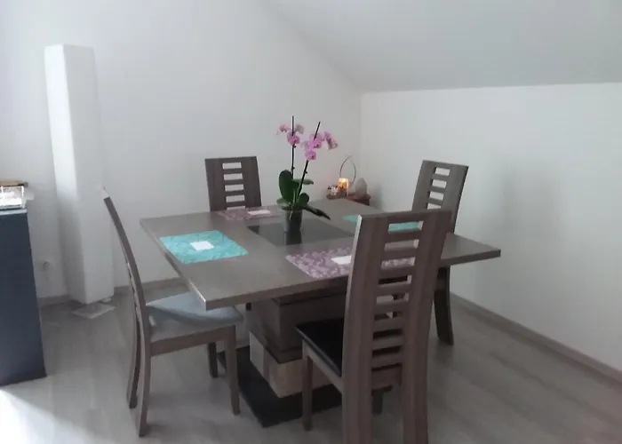 Gite De La Maison Bleue Mirandol-Bourgnounac